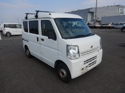 NISSAN NV100 CLIPPER