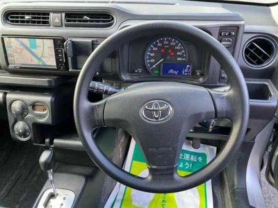 TOYOTA SUCCEED VAN