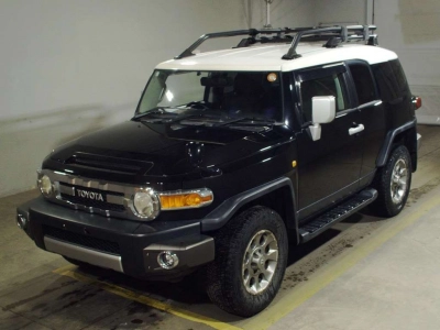 TOYOTA FJ CRUISER
