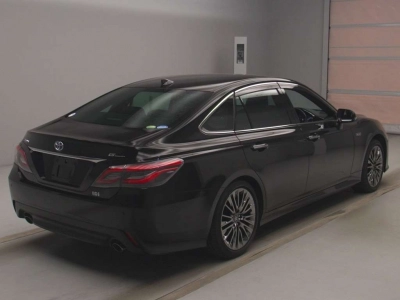 TOYOTA CROWN HYBRID