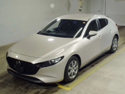 MAZDA MAZDA3 FASTBACK
