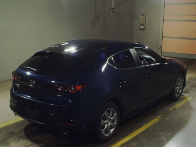 MAZDA MAZDA3 FASTBACK