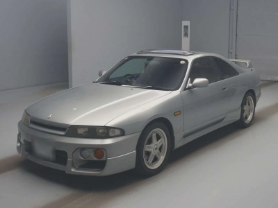 NISSAN SKYLINE