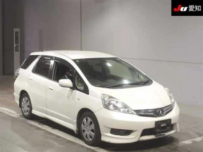 HONDA FIT SHUTTLE