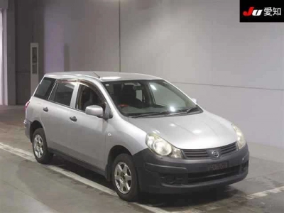 NISSAN AD VAN