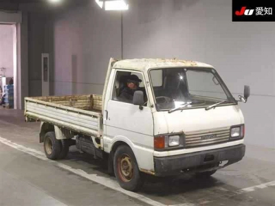 MAZDA BONGO BRAWNY TRUCK