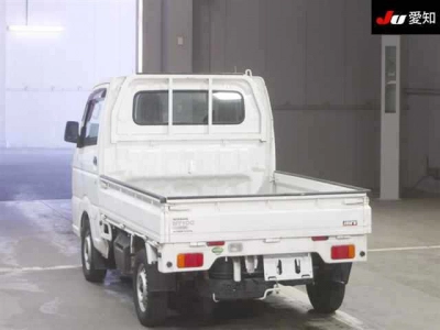 NISSAN NT100 CLIPPER