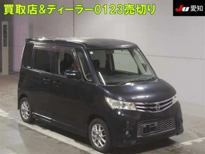 NISSAN ROOX