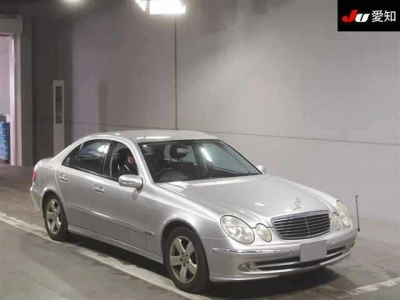 MERCEDES BENZ E CLASS