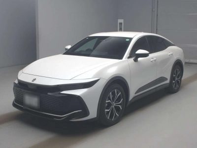 TOYOTA CROWN CROSSOVER