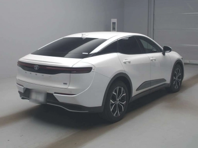 TOYOTA CROWN CROSSOVER