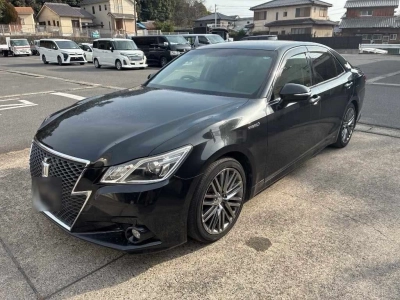 TOYOTA CROWN HYBRID
