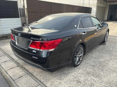 TOYOTA CROWN HYBRID