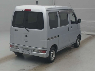 TOYOTA PIXIS VAN