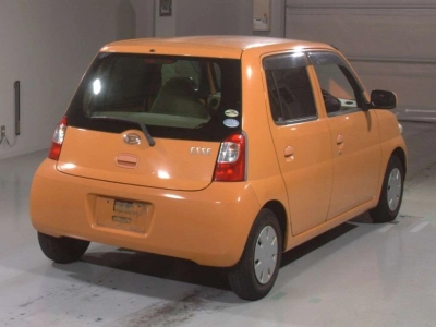 DAIHATSU ESSE