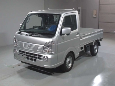 NISSAN CLIPPER TRUCK