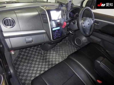 SUZUKI WAGON R STINGRAY