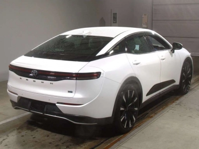 TOYOTA CROWN CROSSOVER