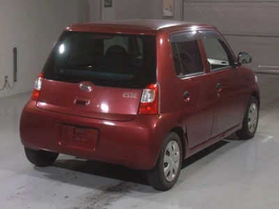 DAIHATSU ESSE