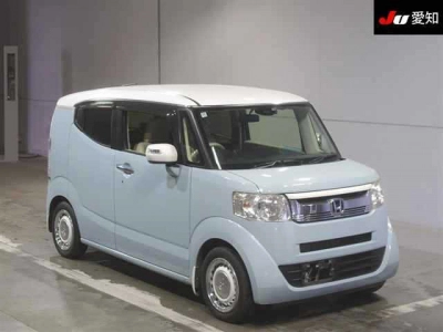 HONDA N-BOX SLASH