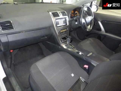 TOYOTA AVENSIS WAGON