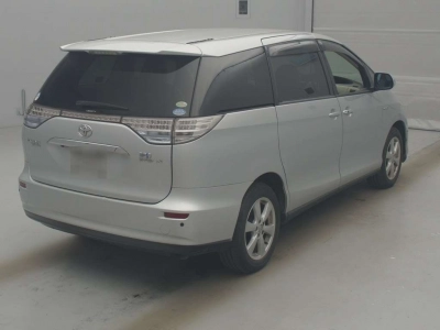 TOYOTA ESTIMA HYBRID