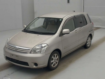 TOYOTA RAUM