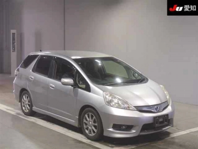 HONDA FIT SHUTTLE