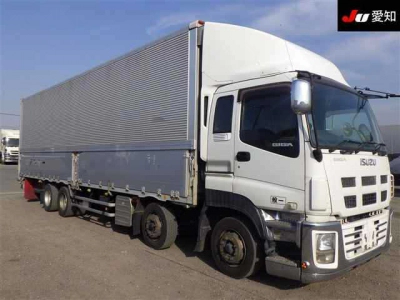 ISUZU GIGA