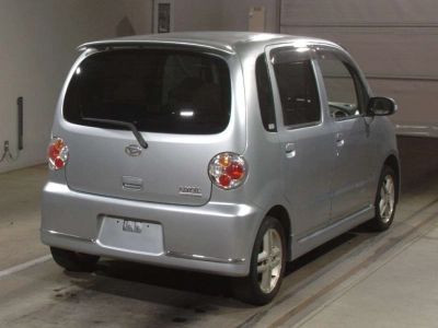 DAIHATSU MOVE LATTE