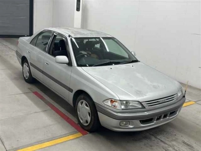 TOYOTA CARINA