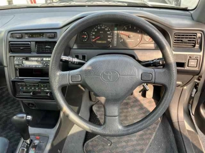 TOYOTA CARINA