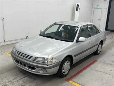 TOYOTA CARINA