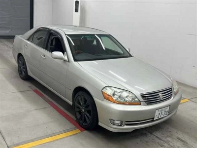 TOYOTA MARK II
