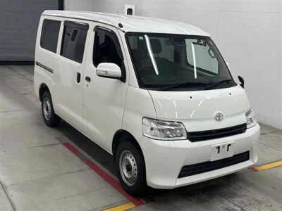 TOYOTA TOWN ACE VAN