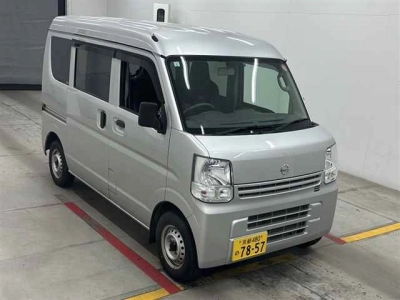 NISSAN NV100 CLIPPER