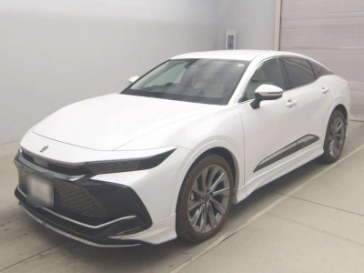 TOYOTA CROWN CROSSOVER