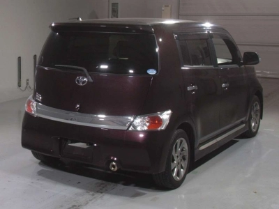 TOYOTA BB