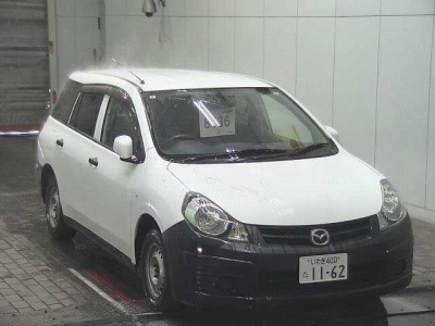MAZDA FAMILIA VAN