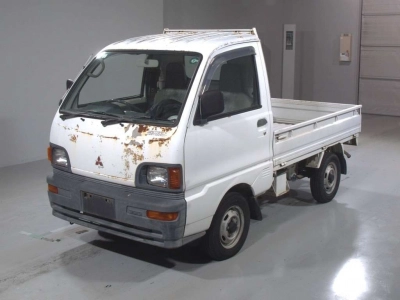 MITSUBISHI MINICAB TRUCK