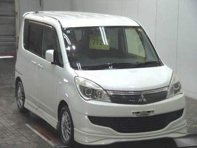 MITSUBISHI DELICA D:2