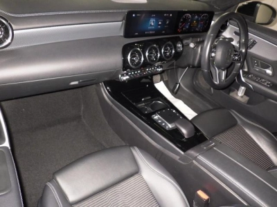 MERCEDES BENZ CLA SHOOTING BRAKE