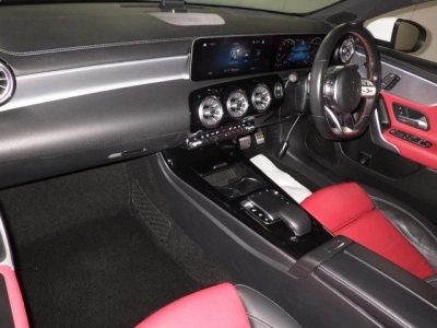 MERCEDES BENZ A CLASS