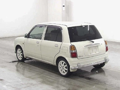 DAIHATSU MIRA GINO