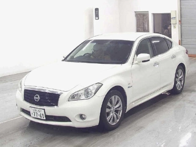NISSAN FUGA HYBRID