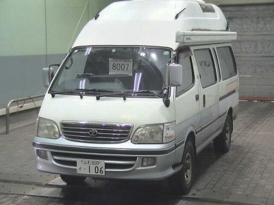 TOYOTA REGIUS ACE