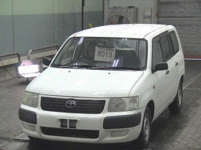 TOYOTA SUCCEED VAN