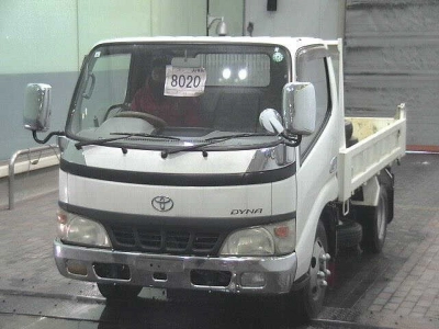 TOYOTA DYNA