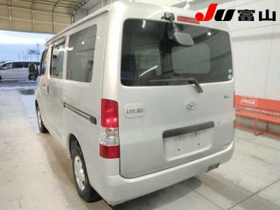 TOYOTA TOWN ACE VAN
