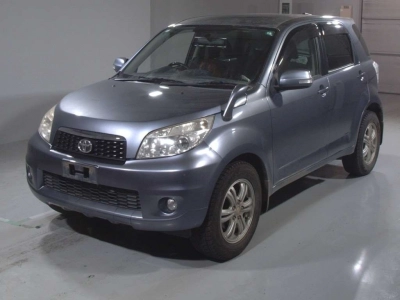 TOYOTA RUSH